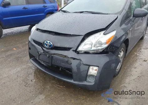 2010 Toyota Prius Iii z USA, uszkodzony, nr VIN JTDKN3DU6A0121593